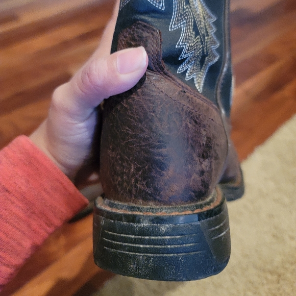 Ariat Boots, Size 3.5 - Picture 11 of 15